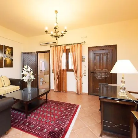 Paris Apartmanhotel *