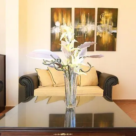 Paris Apartmanhotel