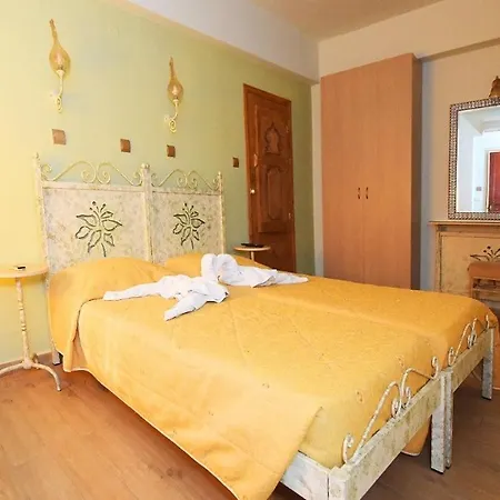Aparthotel Paris Rhodes City